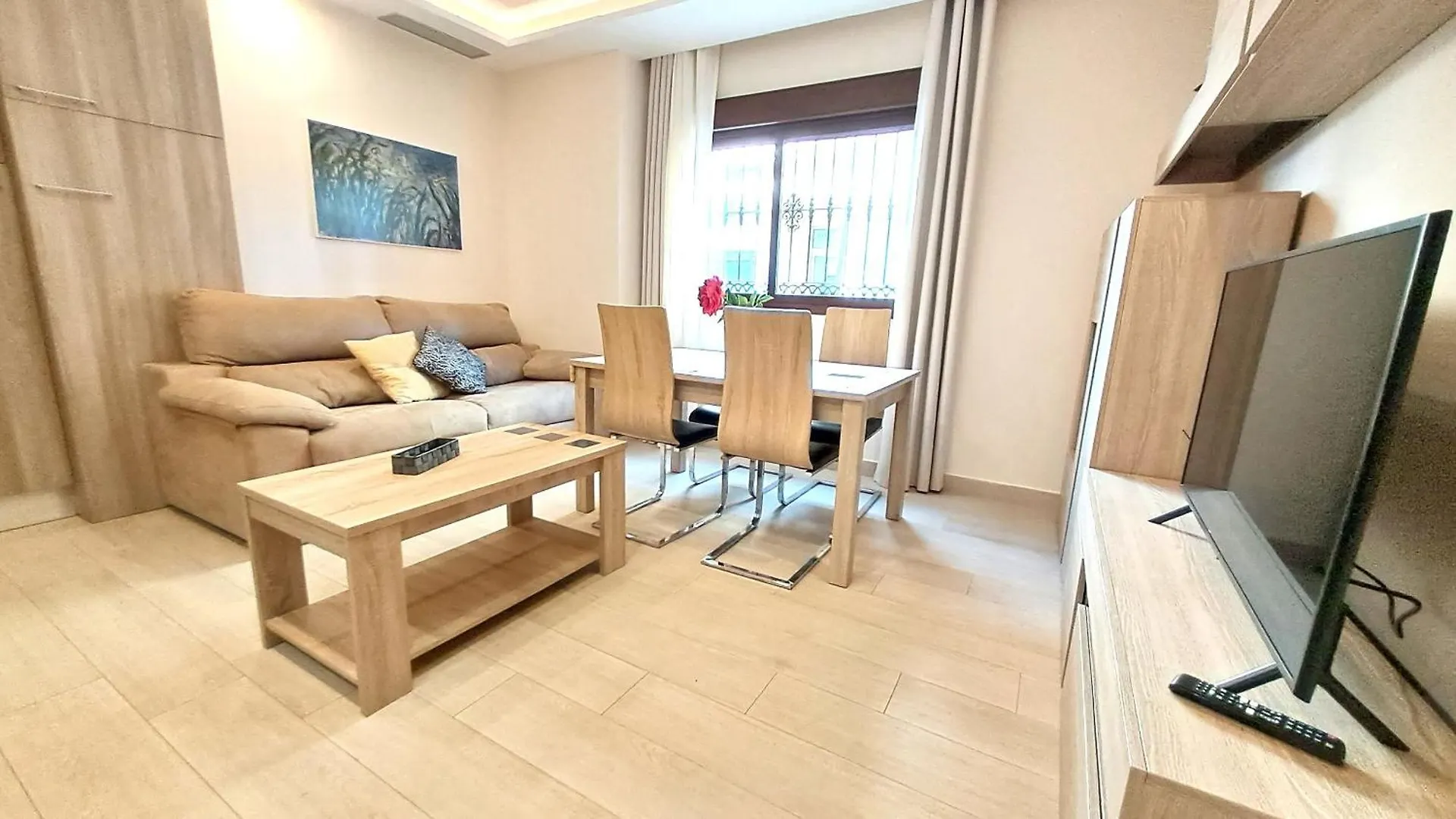 Apartamentos Vacionales Joctis, Bajo A Fuengirola